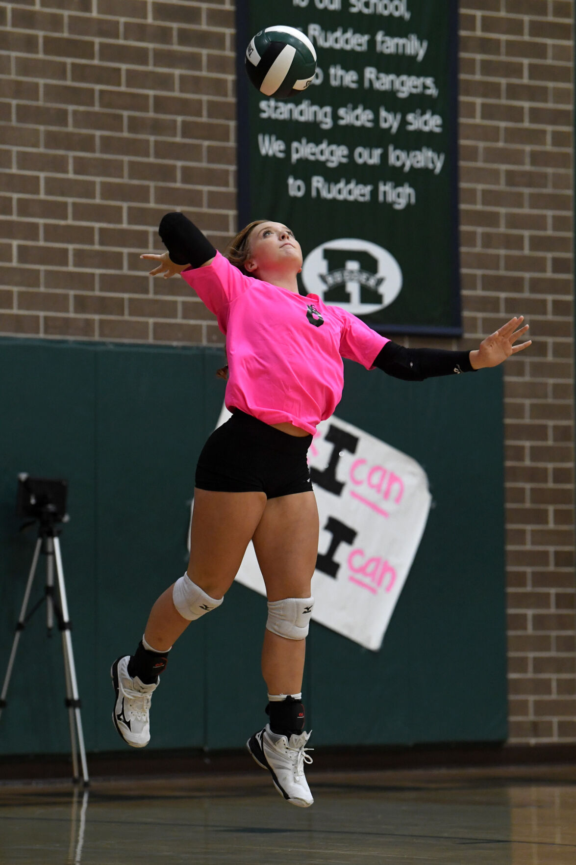 Rudder vs. Brenham volleyball